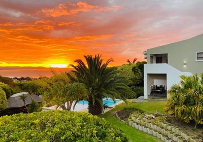 The Ocean Bay Luxury Guesthouse