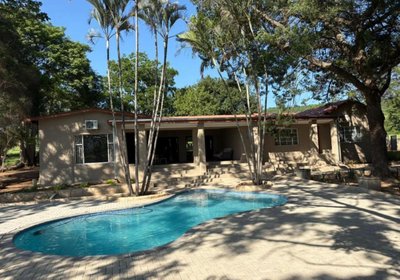 Zabini Lodge and Game Drive