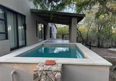 Royal On Olifant Drive