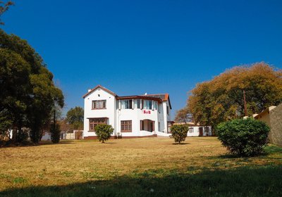 57 on Lorne Guesthouse