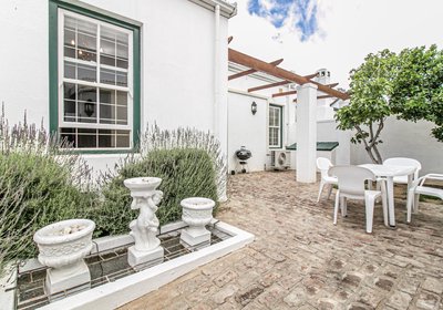 Karoo House Collection - 111 Cradock