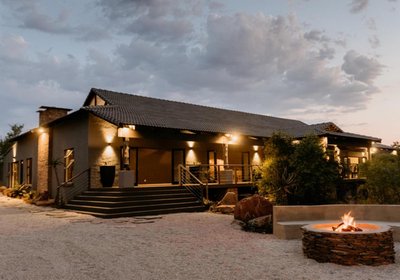 Stay At Simbali