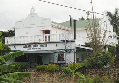 Asante Guesthouse and Restaurant