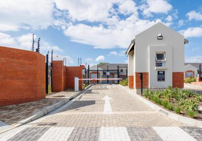 1 on York - Townhouse 35