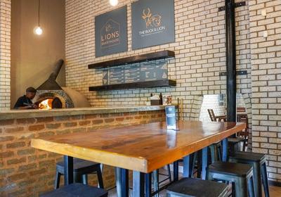 Lion's Guesthouse and The Buck&Lion restaurant