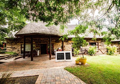 BassFeather Country Lodge