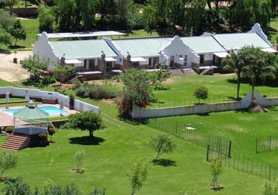 Old Mill Country Lodge, Working Ostrich Farm & Restaurant