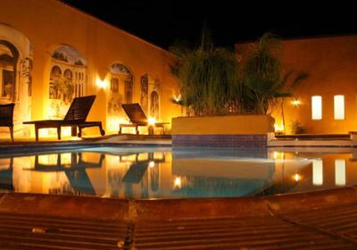 Desert Palace Hotel & Casino Resort