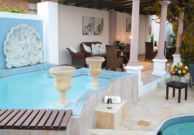 Misty Waves Boutique Hotel