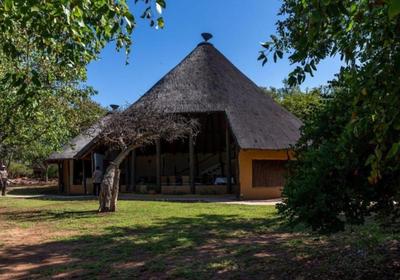 Mopane Bush Lodge