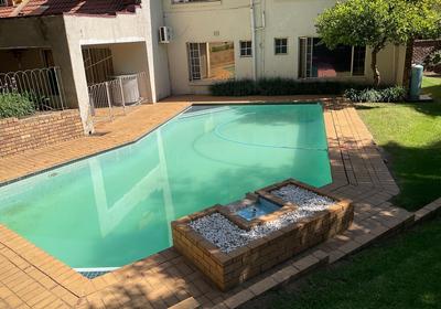 Royal Olympia Lodges & Safaris