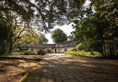 Seringa Lodge & Safaris