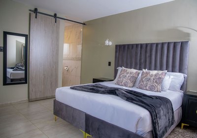 Nyamankulu Guest Lodge