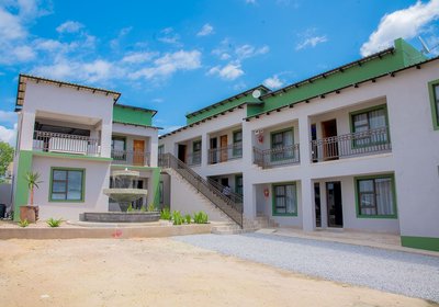 Nyamankulu Guest Lodge