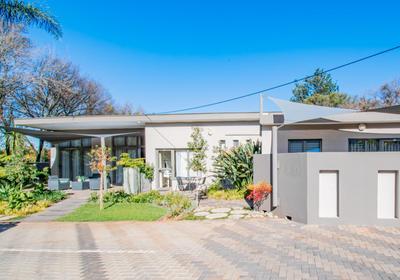 Glen Maine Guest House & Self Catering