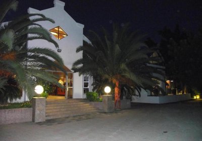 Out Of Africa Town Lodge