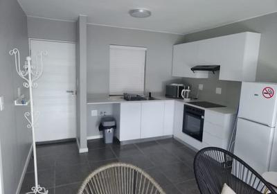 Millennial Arch @ 38 (2 Sleeper)