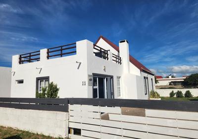 11 on Serifos - Skiathos, (10 Sleeper)