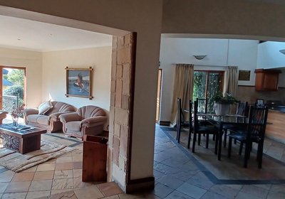 Hoopoe Haven Guest House