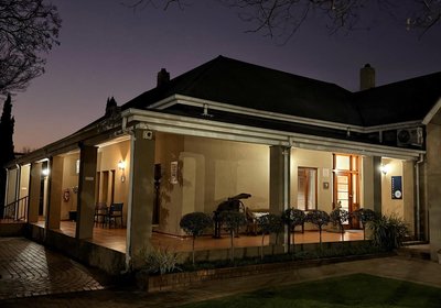 Del Roza Guest House