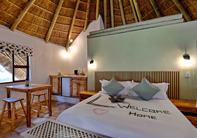 Warthogs Bush Lodge