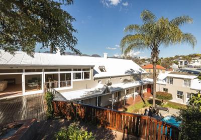 Nantes-Vue Guest House