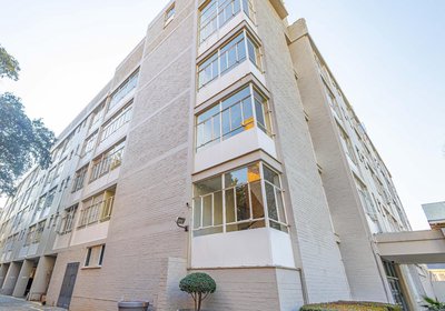 Illovo Luxury 1-Bed Apartment