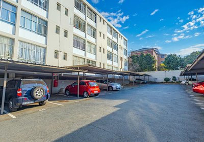 Illovo Luxury 1-Bed Apartment