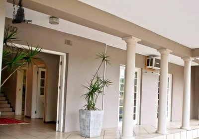 Crayfish Creek Guest House