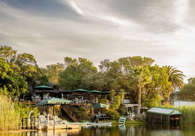 Moontide Guest Lodge