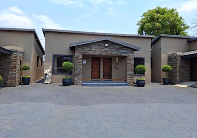 Balalaika Boutique Lodge