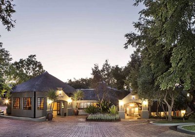 Premier Roodevalley Hotel Entrance