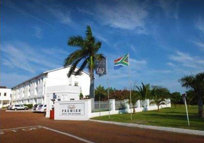 PremierRich Exterior Hotel Entrance