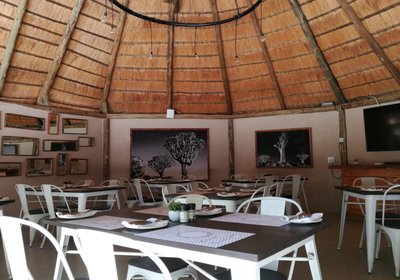 Tawni Safari Lodge