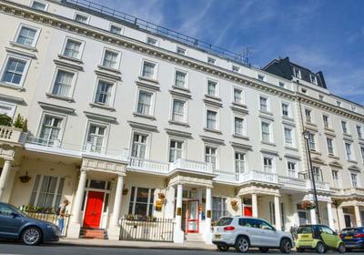 corona grounds and hotel