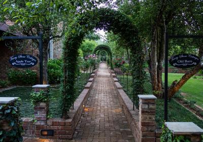 Tarry-Stone Cottages