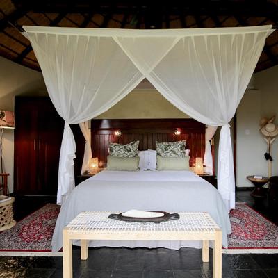 Ivory Wilderness River Rock Lodge