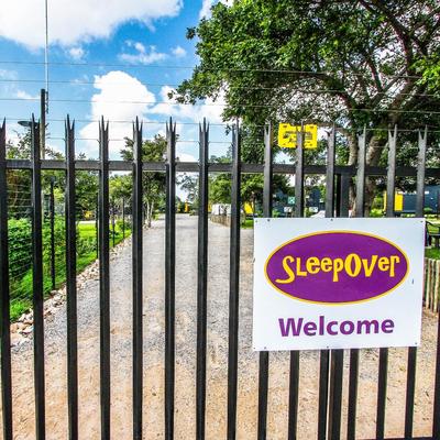 SleepOver Orpen Gate
