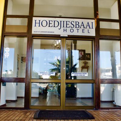 Hoedjiesbaai Hotel