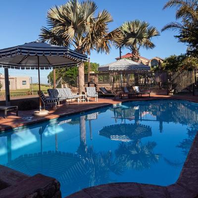Blue Bay Lodge