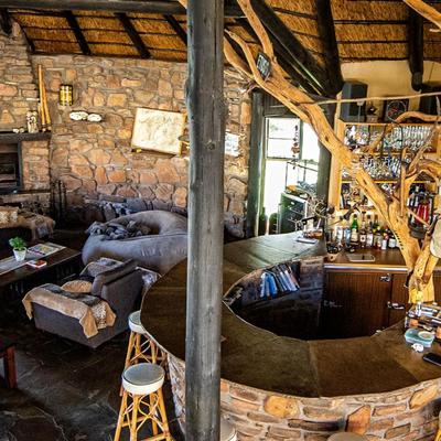 Etusis Lodge