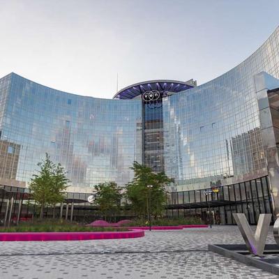 Ven Building
