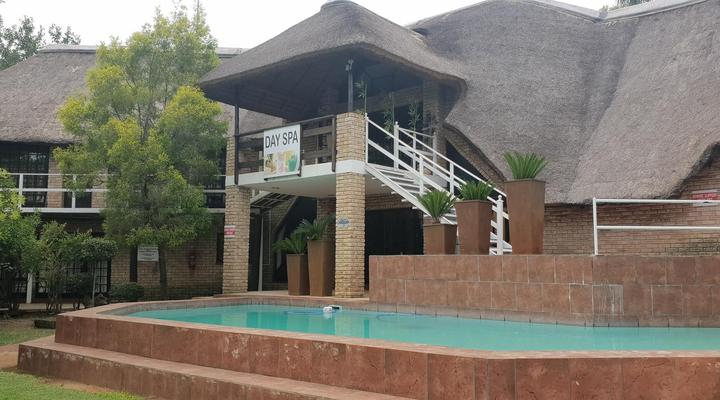 Waterfront Country Lodge and Spa