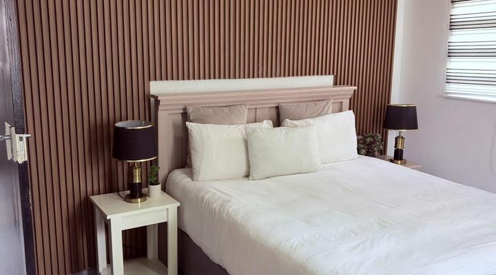 38 Stay Self-Catering