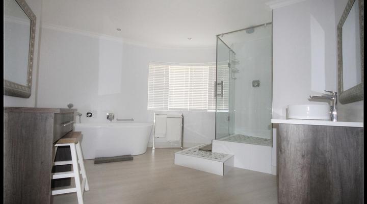 Impa-Lala Country Estate