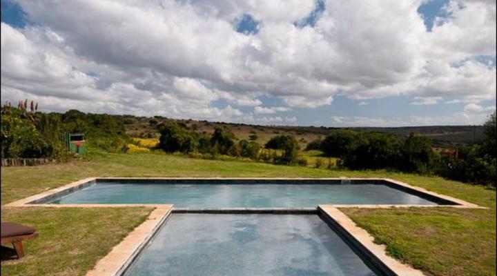 Leeuwenbosch Shearer's Lodge - Amakhala Game Reserve