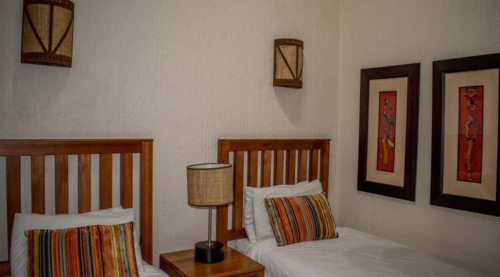 Legend Safaris - Kruger Park Lodge