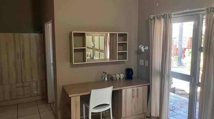 Barons Galley and Lodge