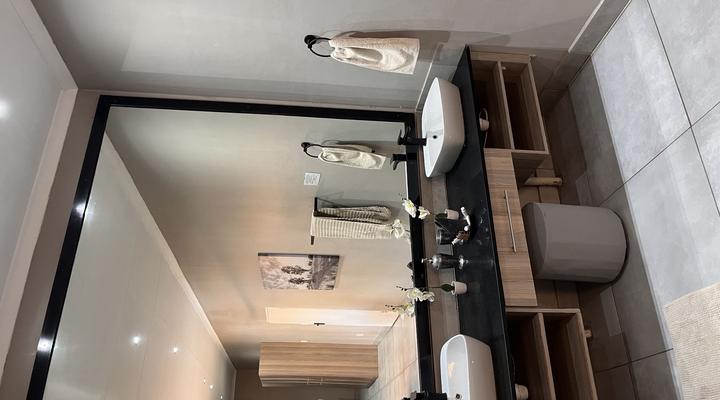 Barons Galley and Lodge