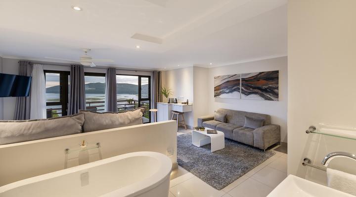 THEBLOEM Guest Suites